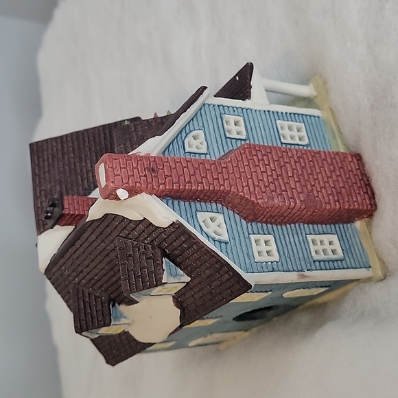 Lemax Dickensvale Porcelain Lighted House | eBay 1994 Vintage Lemax Dickensvale Village Lighted House Porcelain Collectible 45135